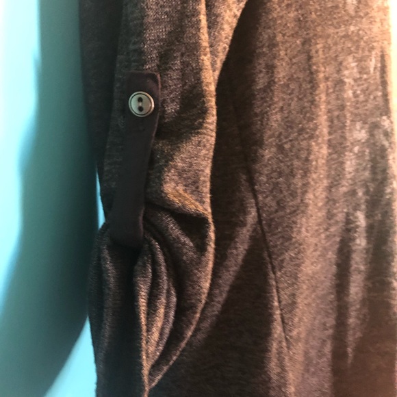 🥳Ladies Medium? (No tag but fits daughter who is medium)shirt - Picture 3 of 5